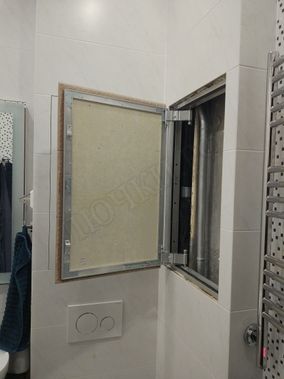 Люк под плитку Секрет 3.0 500*600 Люк под плитку Секрет 3.0 500*600