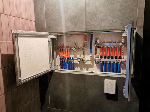 Люк под плитку Секрет 3.0, 2 створки 1050*750 Люк под плитку Секрет 3.0, 2 створки 1050*750