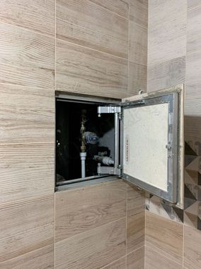 Люк под плитку Секрет 3.0 500*600 Люк под плитку Секрет 3.0 500*600