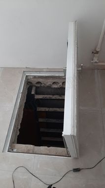 Напольный люк Самоподъемный Невидимка уголок 500*300 Напольный люк Самоподъемный Невидимка уголок 500*300